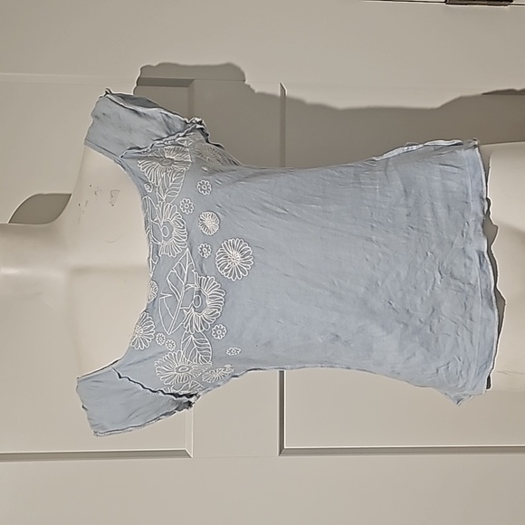 lei Tops - L.e.i scoop neck blouse